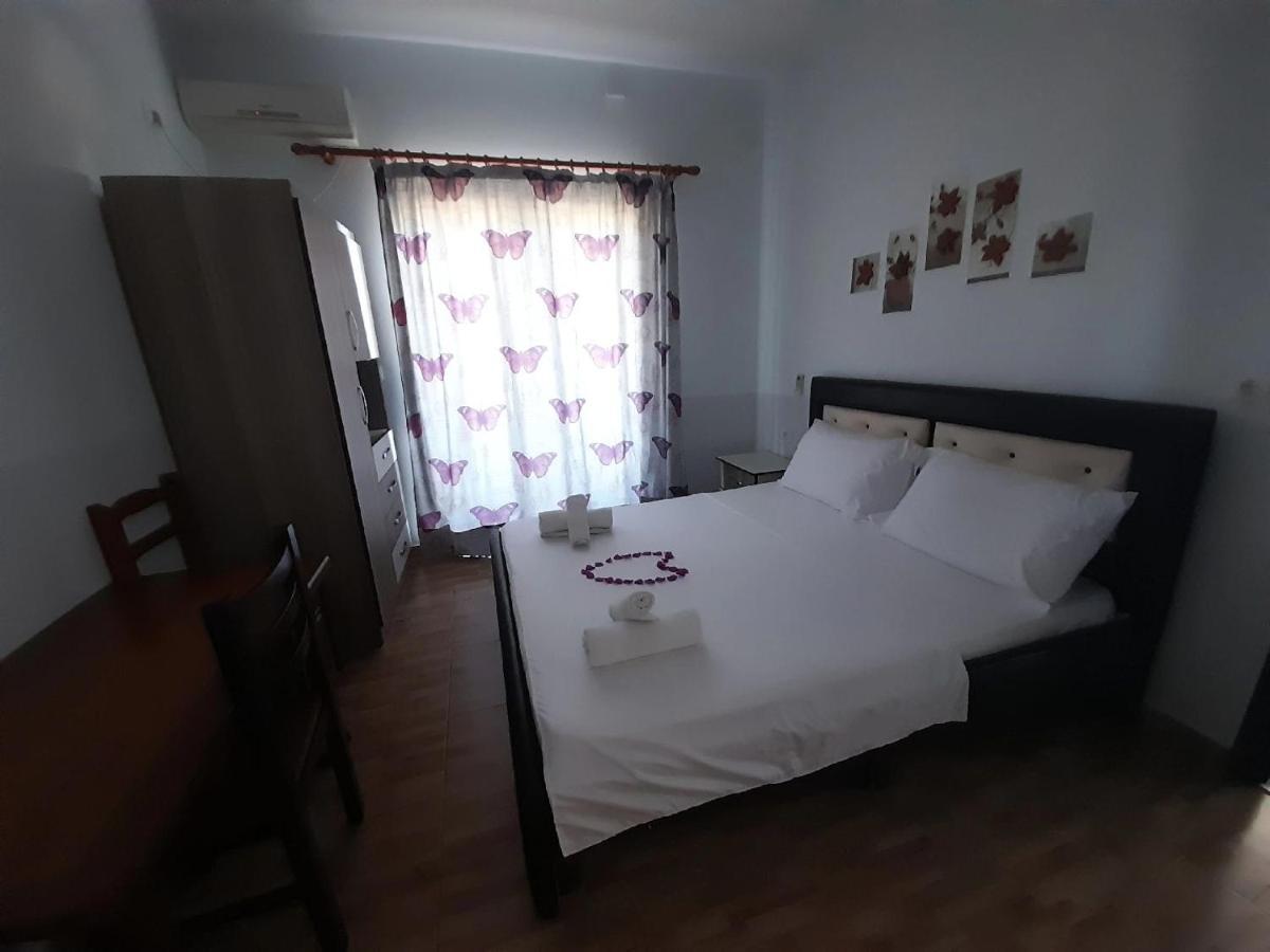 Guesthouse Noan&Yliona คซามิล ภายนอก รูปภาพ